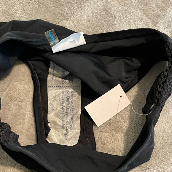 O’Neil swim bottom - Picture 2 of 3